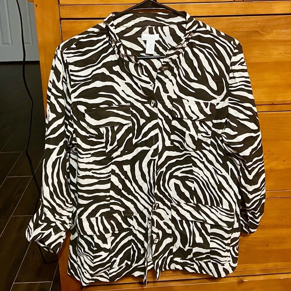 Chicos Shirt Womens Med 1 Black White Zebra Print Long Sleeve Button Up